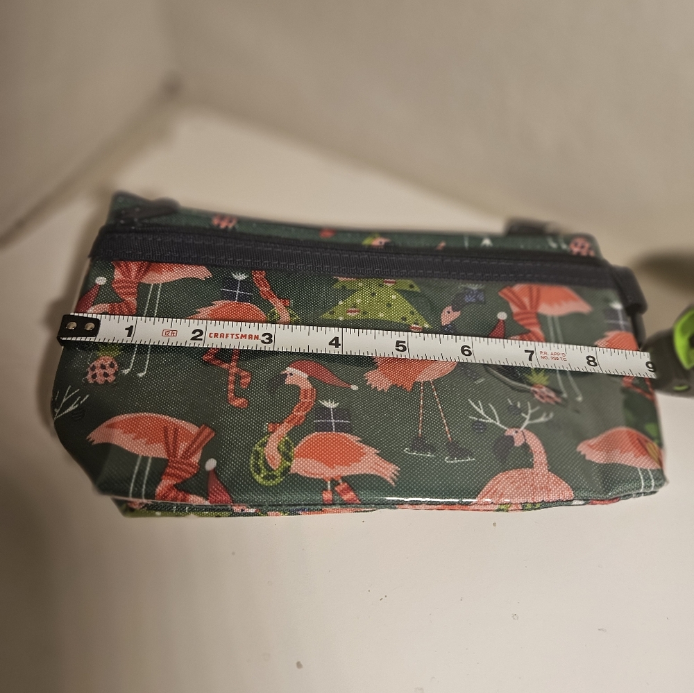Thirsty Pouch View 4